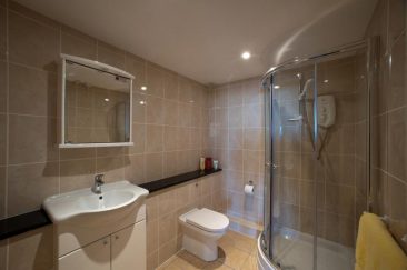 Modern Bathrooms at Rocklands Holiday Rentals