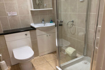 Rocklands Shower