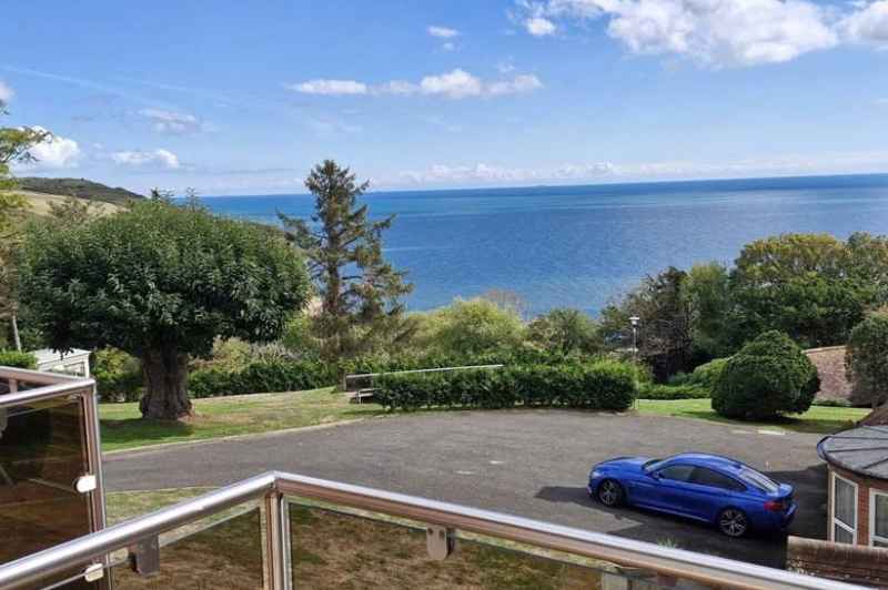 Rocklands Apartments Sea Views